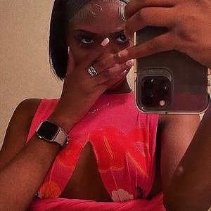 Meet your Posher, Precious